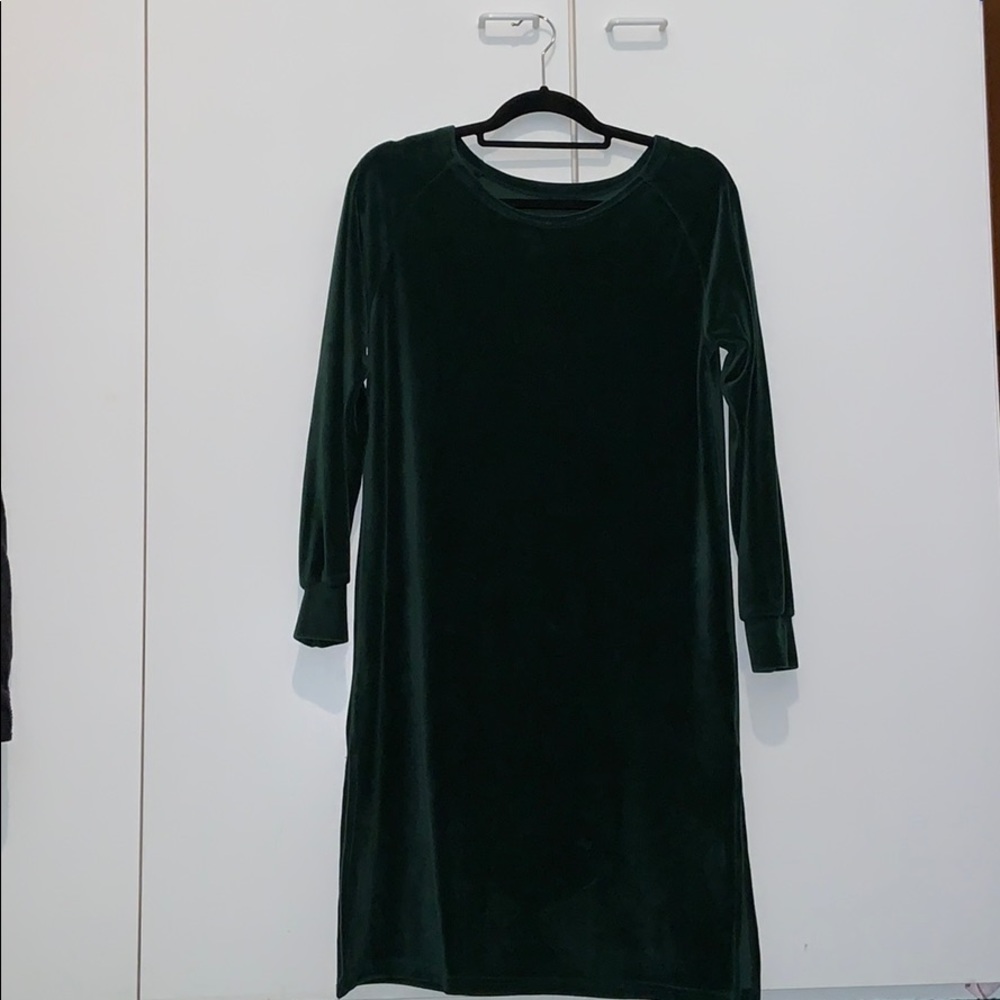 Emerald Green Velvet Knee Length Dress